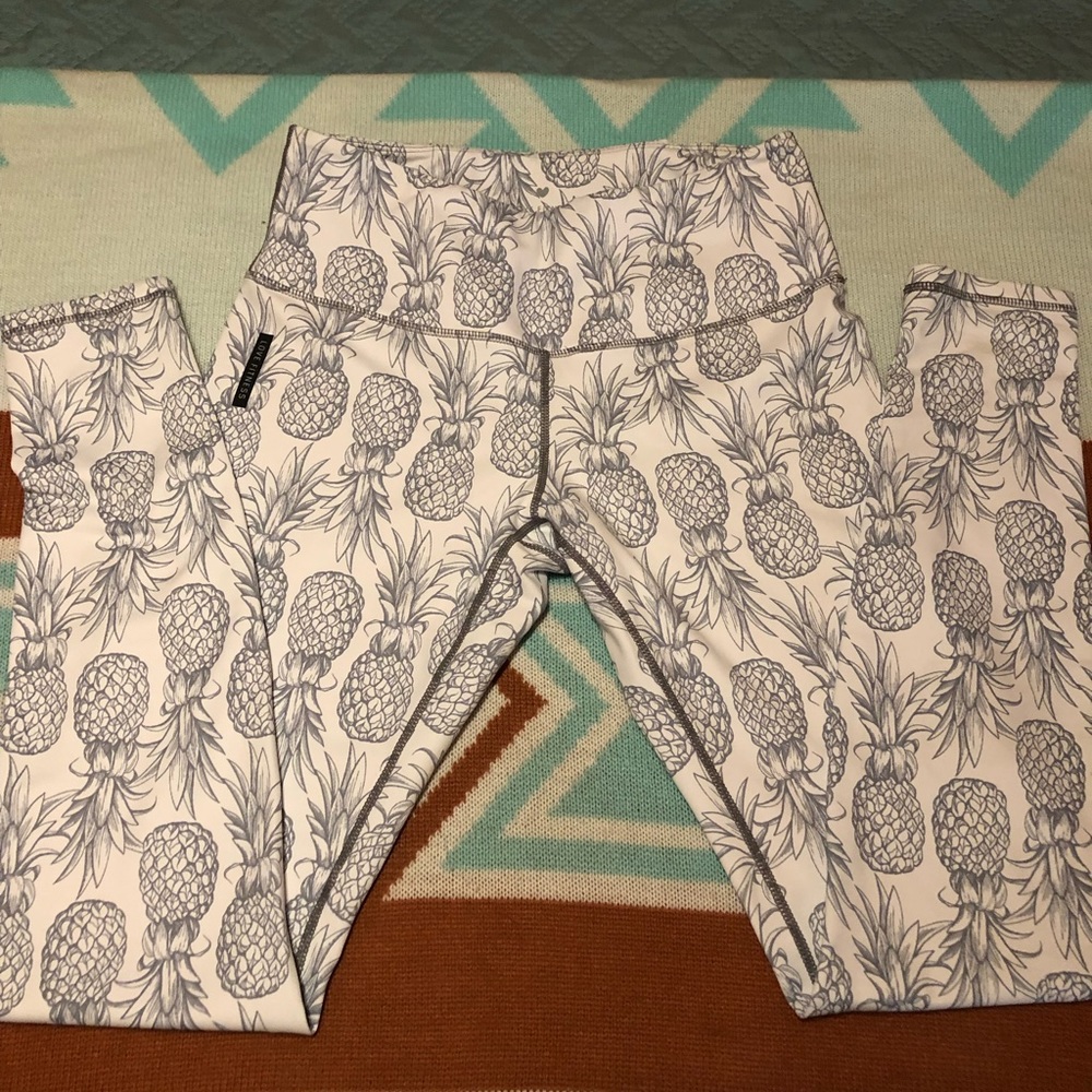 NWOT Love Fitness Pineapple leggings